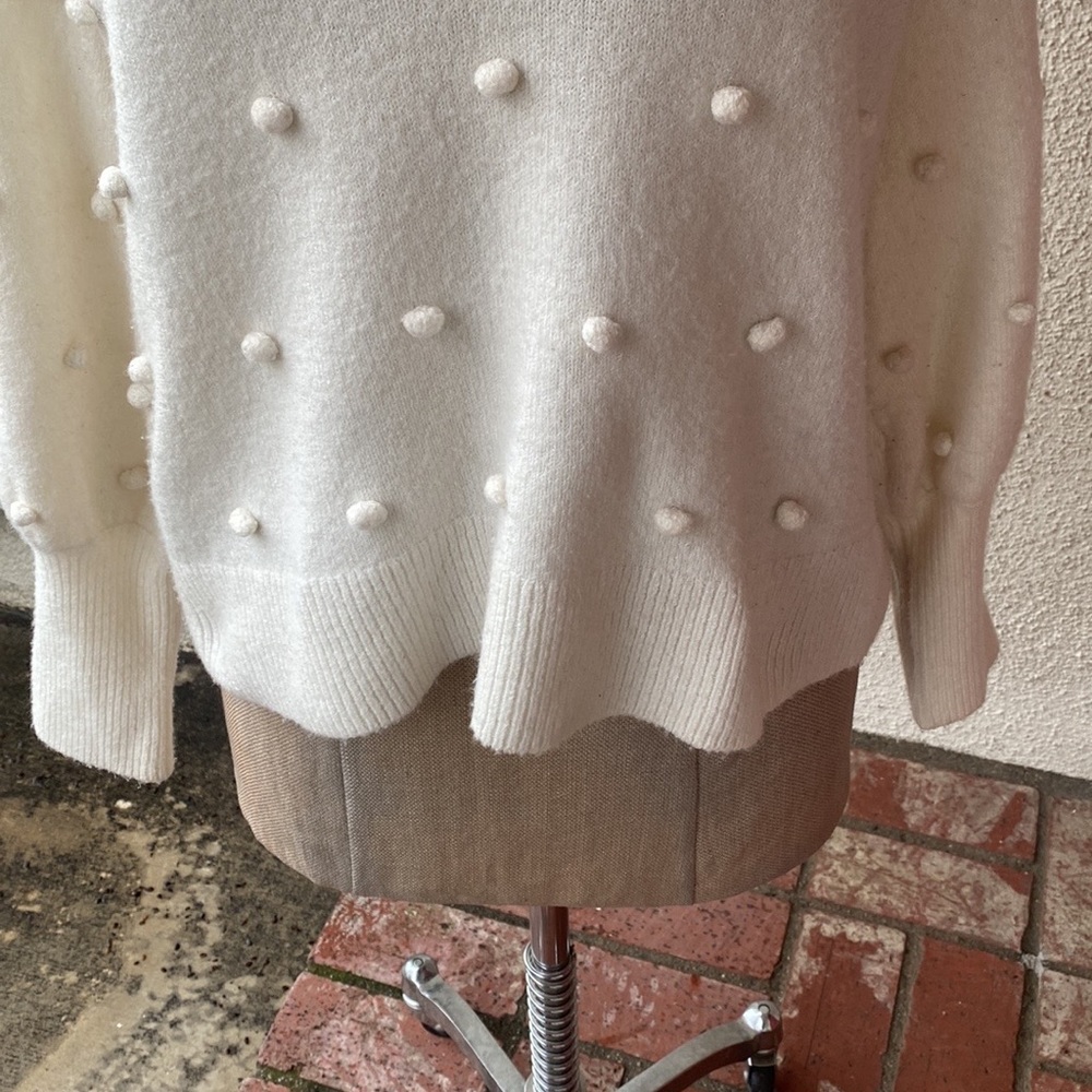 Madewell Bobble Dashboard winter white V-Neck wool blended cozy yarn sweater - Picture 7 of 14